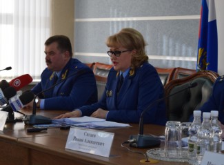 Под главой администрации Сосновоборского района «зашаталось» кресло после прокурорской проверки 