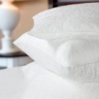 Шелковые подушки – роскошь и комфорт сна