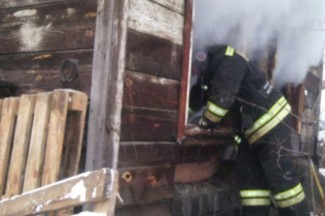В Пензенской области 43-летний мужчина на пожаре спас четверых детей