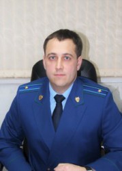 Суд не закрыл каменский торговый центр по требованию прокурора Шугурова