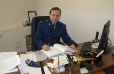 Пензенский транспортный прокурор Гусев наказал РЖД за любовь к будкам без обязательств