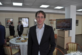 Руденский «протестирует» выпускников «Тимирязевки» на «Башмаковском хлебе» 