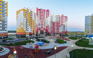 Очередной выпуск «Домовиты» посвятили жилому комплексу «Лазурный» в Спутнике