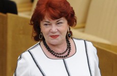 Коммунистка Плетнева призвала россиянок не заниматься сексом с иностранцами