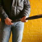 В Пензенской области 19-летнему парню угрожали насилием