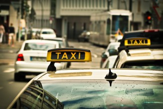 В Пензе пассажиры поступили гнусно с водителем такси