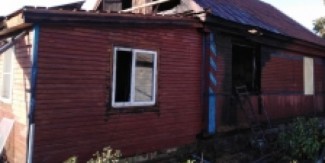Под Пензой 13 спасателей тушили пожар на Степана Разина