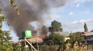 Срочно! В Пензе огонь уничтожил дом на 8 семей 