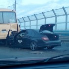 Страшная авария в Пензе. Mercedes разорвало после столкновения с автобусом 