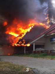 Горел как спичка. Опубликовано видео с места пожара в пензенском ресторане в центре города 