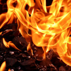 В Пензе 11 человек тушили серьезный пожар на улице Сплавной 