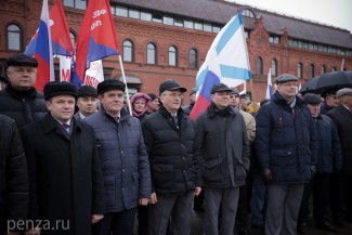 Пензенцы вышли на митинг в годовщину присоединения Крыма и Севастополя
