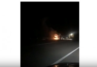 Полыхающий на трассе «Пенза-Тамбов» фургон попал на видео 