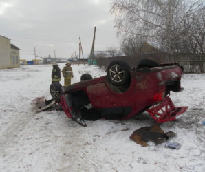 Жесткое ДТП в Пензенской области: Chevrolet Lacetti опрокинулся на крышу