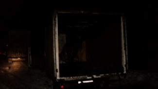 Ночью в Пензенской области вспыхнул фургон с бытовым товаром