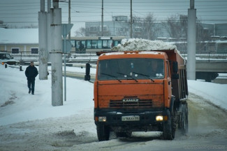 За минувшие сутки с пензенских улиц вывезли более 8000 кубометров снега