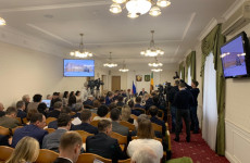 Иван Белозерцев поблагодарил чиновников за помощь в проведении 80-летия области