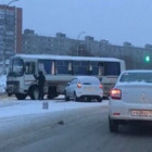 Жесткое ДТП возле пензенского автовокзала: легковушка столкнулась с автобусом