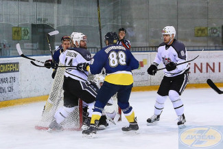 На домашнем льду пензенский «Дизель» обыграл одного из лидеров чемпионата ВХЛ
