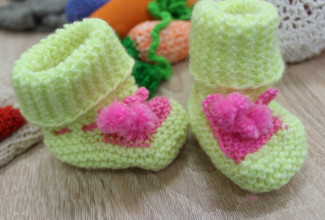 Пензенские школьники связали носочки для недоношенных младенцев