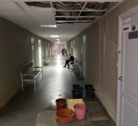 В Пензе затопило еще одну поликлинику