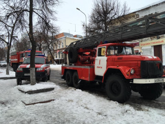 Пожар в самом центре Пензы тушили более 20 человек