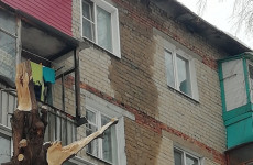 В Пензе начал разваливаться еще один жилой дом