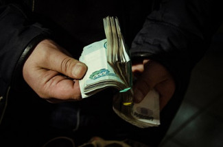 Пожилой уголовник из Никольского района оставил односельчанина без денег