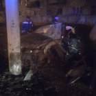 Жесткое ДТП в Пензе: иномарка влетела в столб, есть пострадавшие 