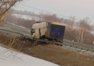 В пензенской Госавтоинспекции прокомментировали ДТП с фурой