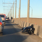 На Сурском мосту в Пензе «Мерседес» столкнулся с мотоциклом