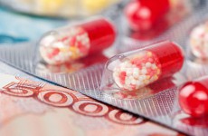 Мошенник продал пенсионерке лекарства от рака за 342 тысячи рублей