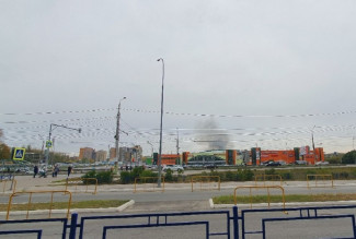 Стало известно, что горит за торговым центром «Коллаж» в Пензе