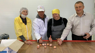 В Пензенской области на новой птицефабрике получили первую партию яиц
