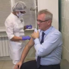 Пензенский губернатор сдержал слово и сделал прививку от гриппа
