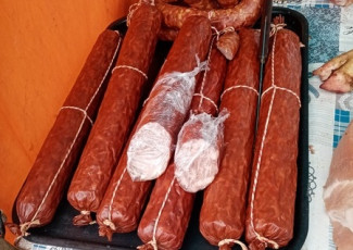 В Пензе сняли с продажи подозрительные полуфабрикаты и колбасу