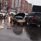 На улице Калинина в Пензе жестко столкнулись две машины