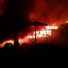С крупным пожаром в Пензенской области боролись 14 человек