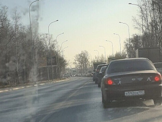 На улице Окружной в Пензе из-за аварии образовалась огромная пробка