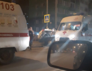 ДТП-загадка. В Пензе машина «Яндекс Такси» оказалась на крыше другой легковушки 