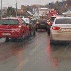 В Пензе улица Кулакова замерла в пробке из-за ДТП