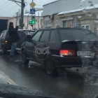 Авария в пензенской Терновке застопорила движение на двух улицах