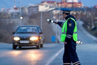 Пьяный водитель без прав пытался откупиться от сотрудника пензенского ГИБДД