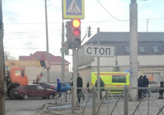 Серьезное ДТП в пензенской Терновке: на место прибыл реанимобиль