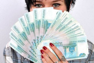 Замдиректора пензенского Медколледжа отбирала у преподавателей по 2-3 тысячи рублей