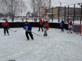 В Первомайском районе Пензы определят лучшую хоккейную команду