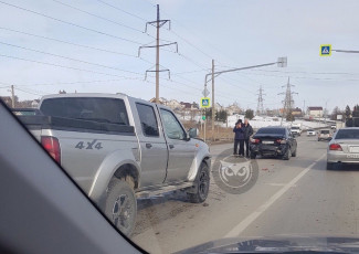 На окраине Пензы пикап и легковушка угодили в жесткое ДТП