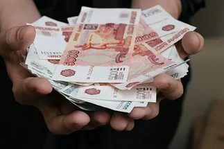 Неверкинский депутат задолжал своим сотрудникам 1 миллион 400 тысяч рублей
