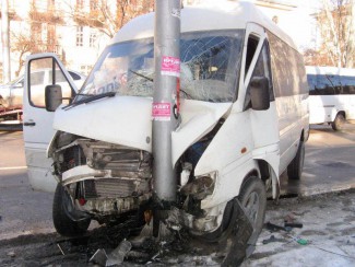 В результате аварии на Кижеватова пассажиры получили серьезные травмы
