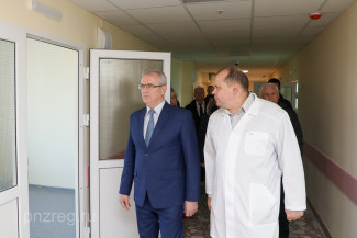 Пензенский губернатор оценил ход ремонта областной детской больницы
